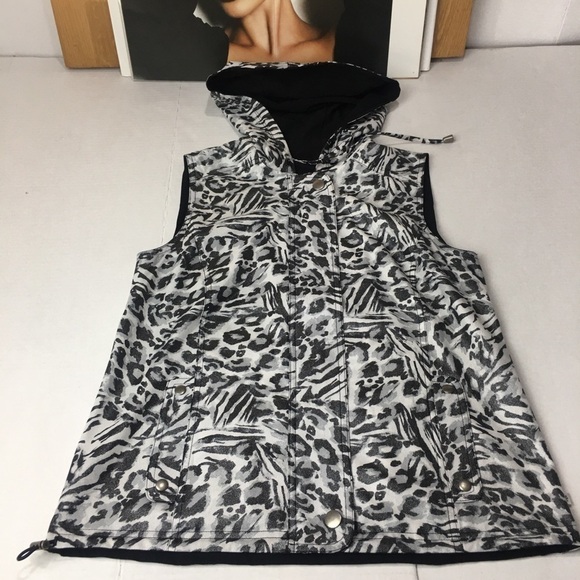 Zenergy by Chico’s - Picture 1 of 8